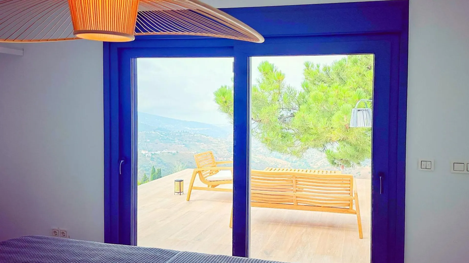 House Sleeps 4 - Parking-Balcony-Seaview - New Villa Competa